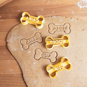 Personalized Cookie cutter - Bone with name